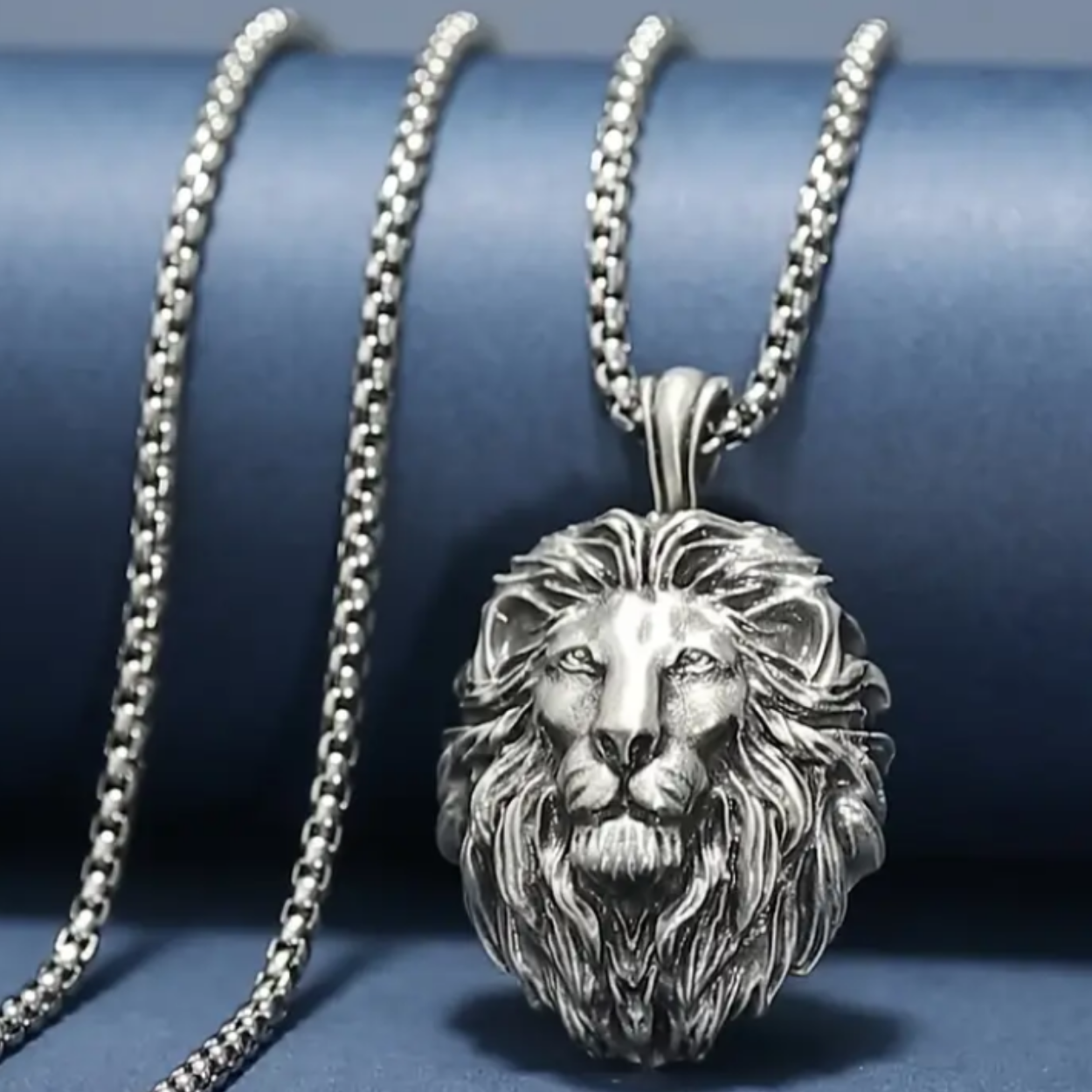 Lion Pendant Necklace