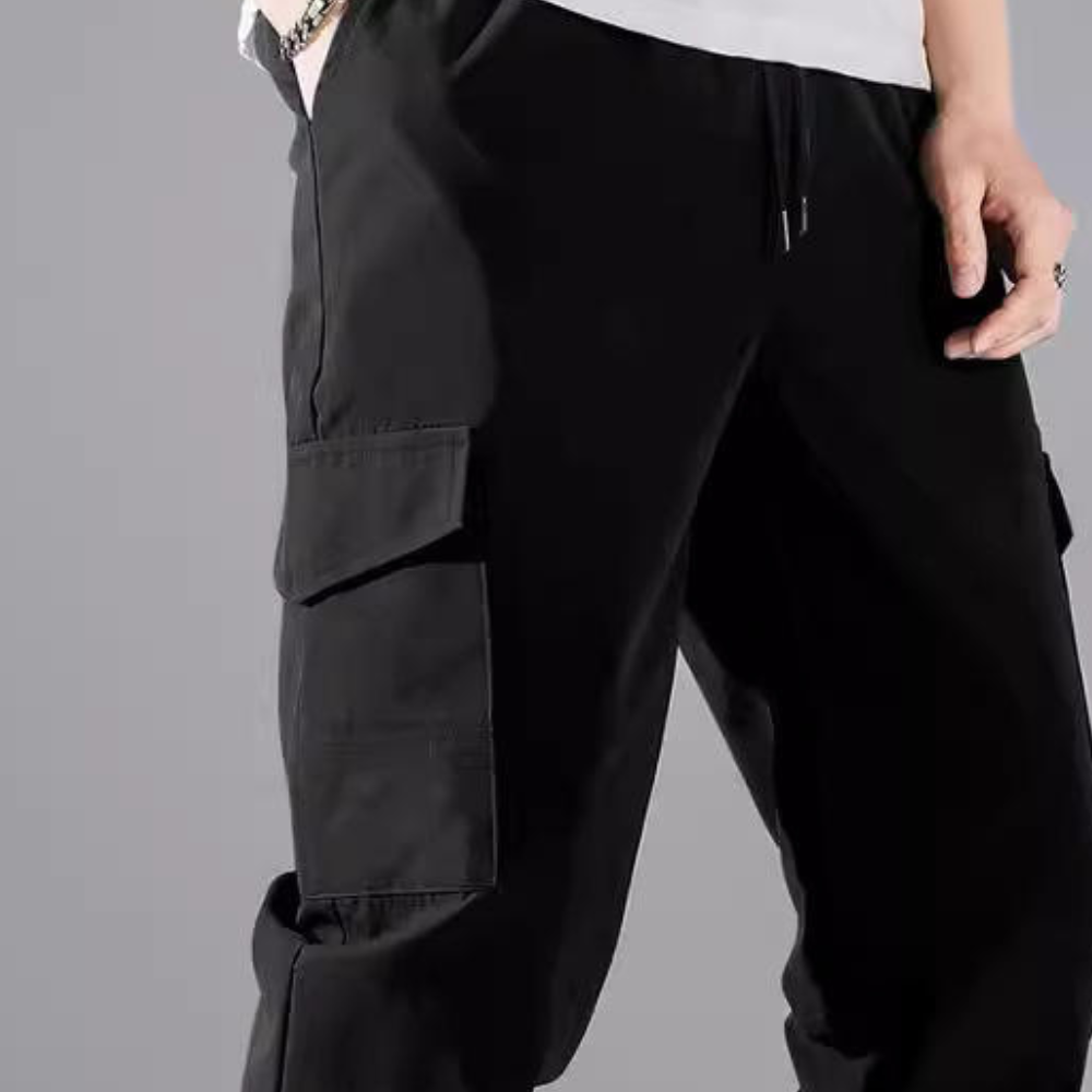Relaxed Fit Lightweight Cargo Pants – Black